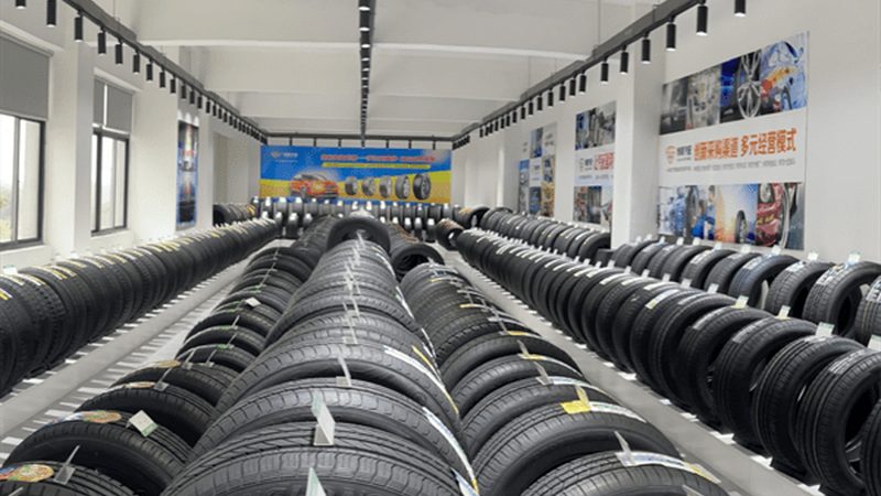 在成都，以下几家实体店在改装配件领域具有较高的口碑：